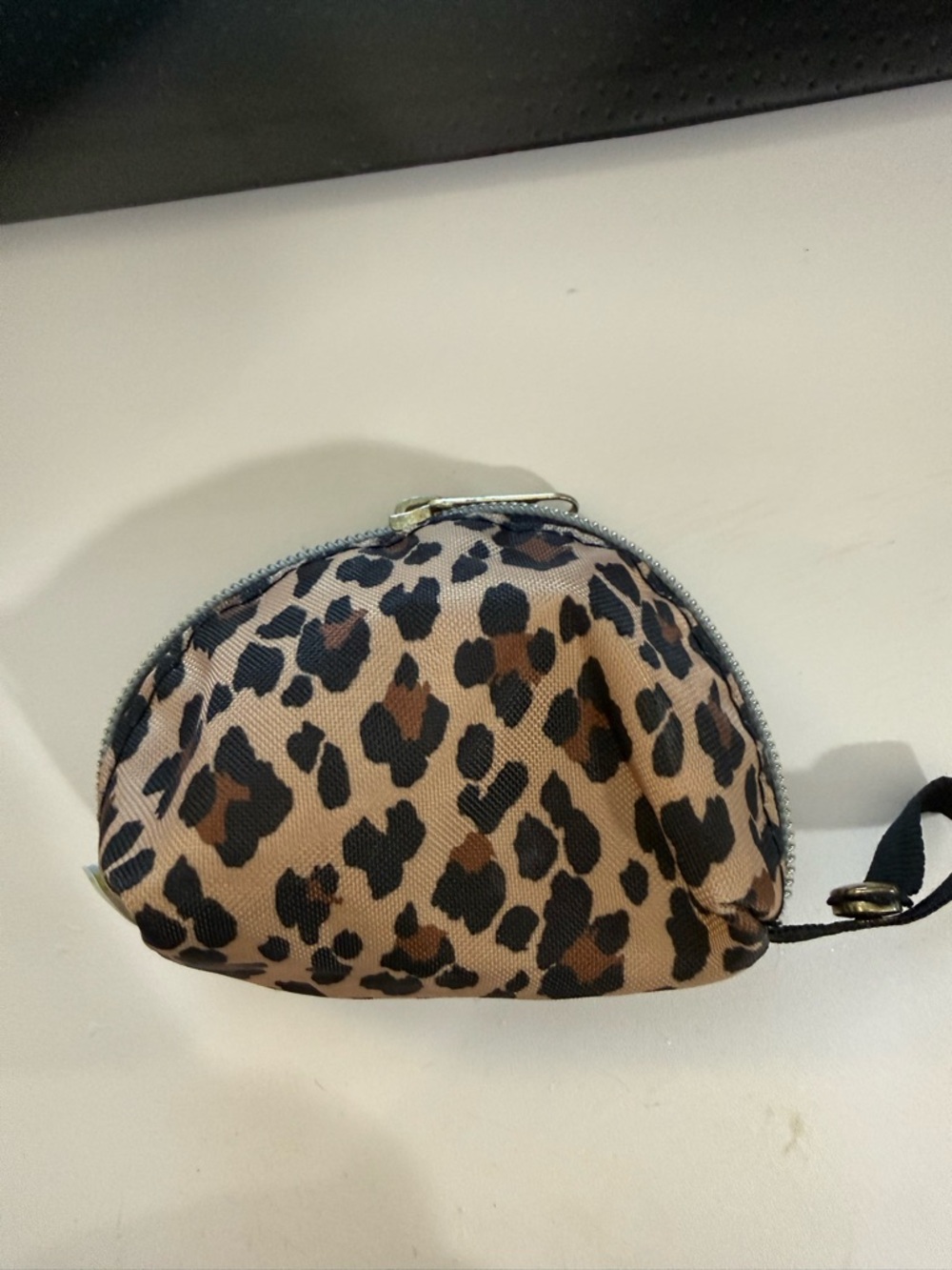 Itzy Ritzy everything pouch/pacifier holder - Picture 2 of 5
